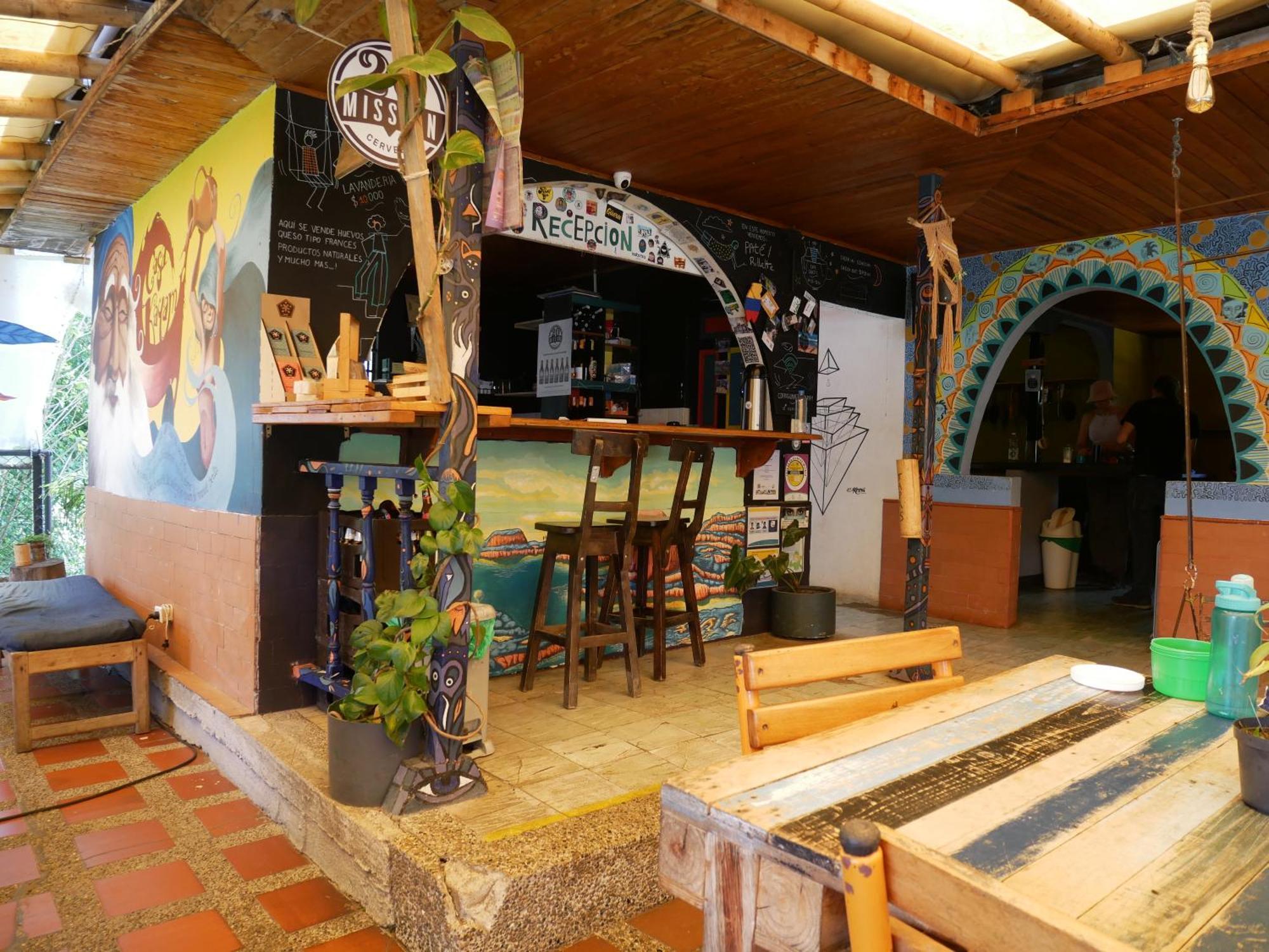 Casa Kayam Art Hostel Coliving Coworking Guatapé 外观 照片