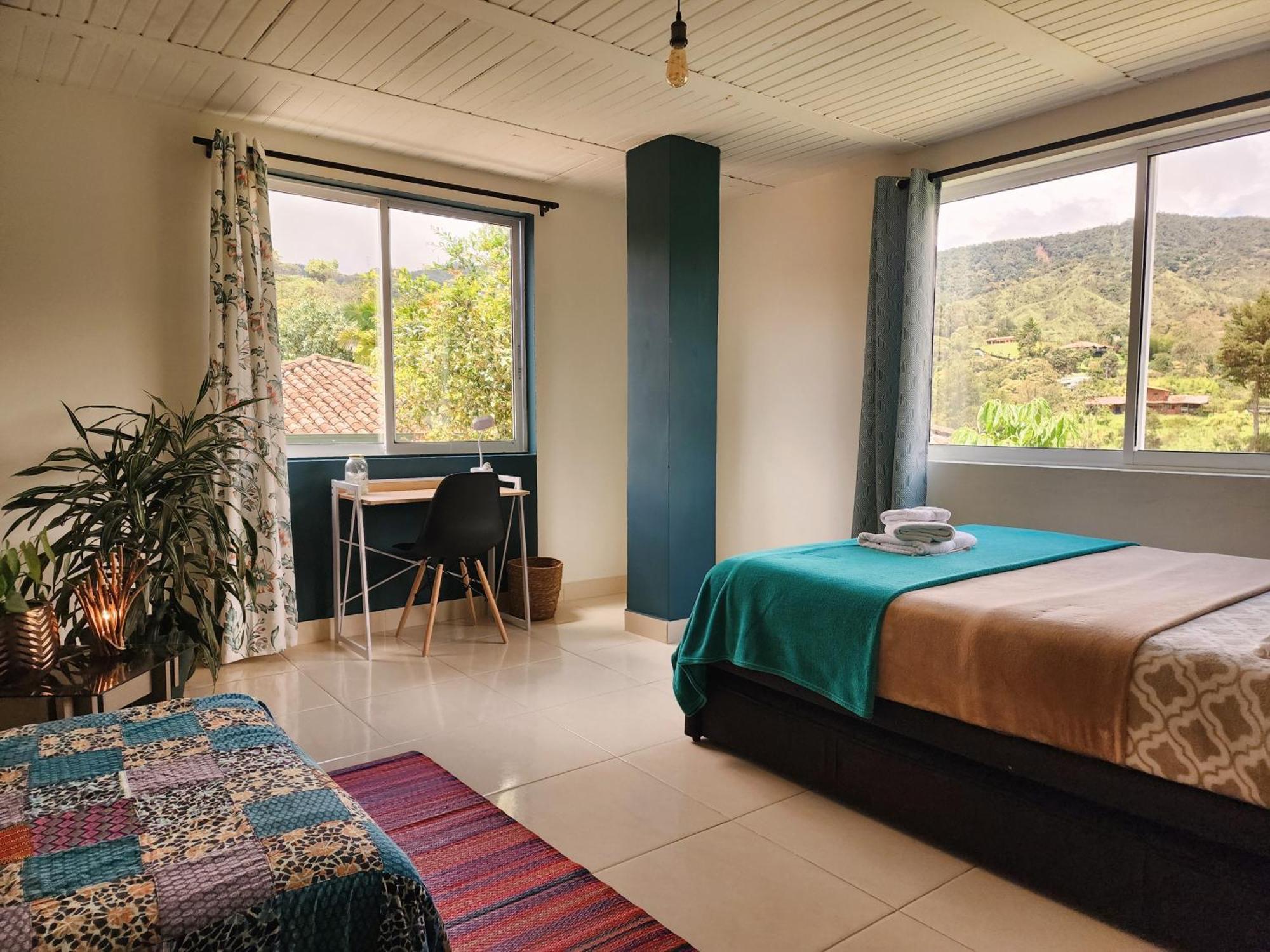 Casa Kayam Art Hostel Coliving Coworking Guatapé 外观 照片